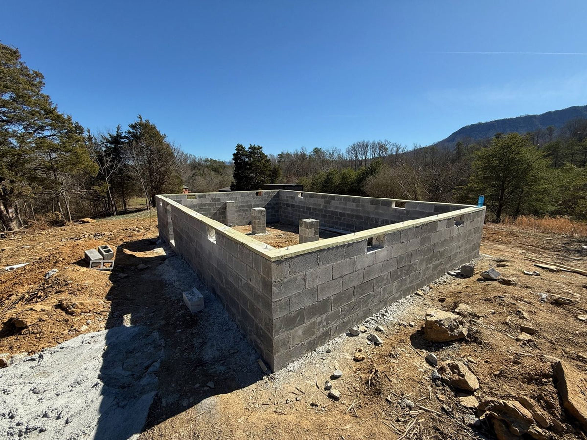 Concrete block crawlspace foundation under construction